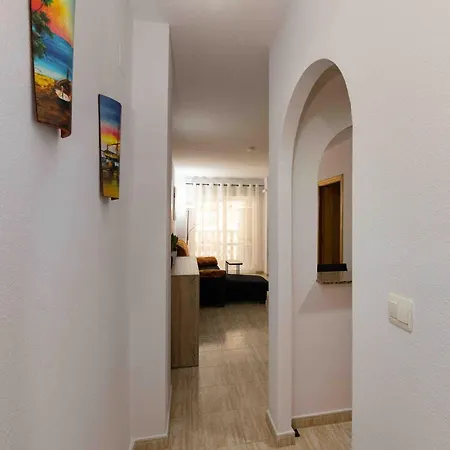 Tolle Mit 2 Schlafzimmern, Balkon Und Pool Apartment Torrevieja