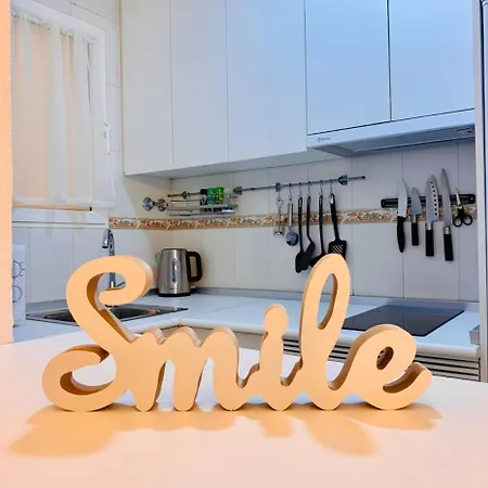 Tolle Mit 2 Schlafzimmern, Balkon Und Pool Apartment *